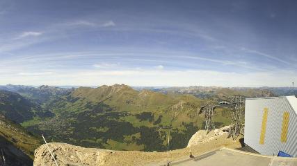 Glacier 3000: Cabane 2525m (glacier3000.ch)