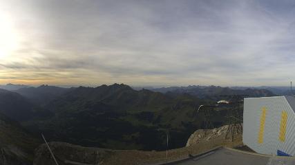 Glacier 3000: Cabane 2525m (glacier3000.ch)