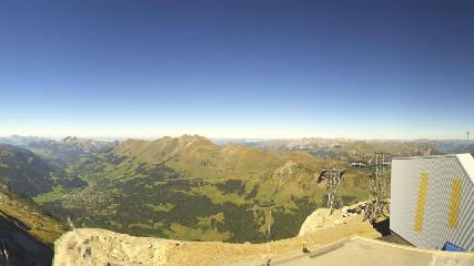 Glacier 3000: Cabane 2525m (glacier3000.ch)