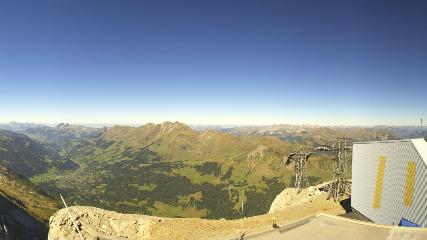Glacier 3000: Cabane 2525m (glacier3000.ch)