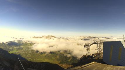 Glacier 3000: Cabane 2525m (glacier3000.ch)