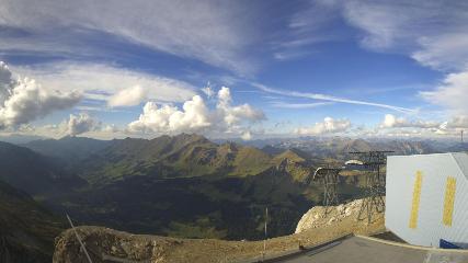 Glacier 3000: Cabane 2525m (glacier3000.ch)