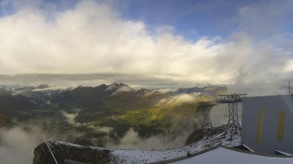 Glacier 3000: Cabane 2525m (glacier3000.ch)