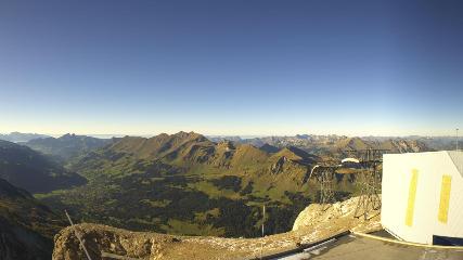Glacier 3000: Cabane 2525m (glacier3000.ch)