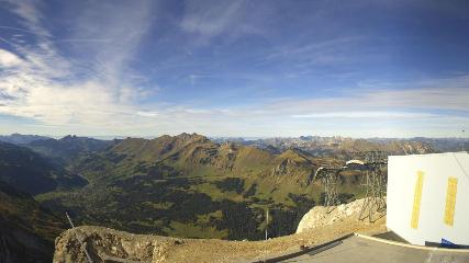 Glacier 3000: Cabane 2525m (glacier3000.ch)