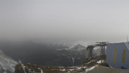 Glacier 3000: Cabane 2525m (glacier3000.ch)
