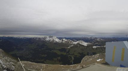 Glacier 3000: Cabane 2525m (glacier3000.ch)