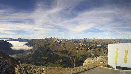 Glacier 3000: Cabane 2525m (glacier3000.ch)