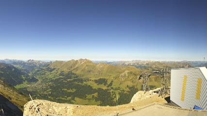Glacier 3000: Cabane 2525m (glacier3000.ch)