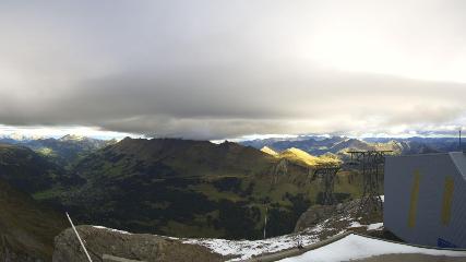 Glacier 3000: Cabane 2525m (glacier3000.ch)