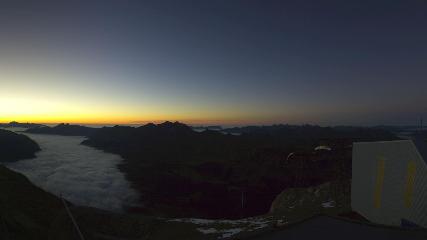 Glacier 3000: Cabane 2525m (glacier3000.ch)