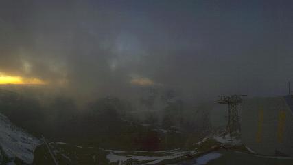 Glacier 3000: Cabane 2525m (glacier3000.ch)