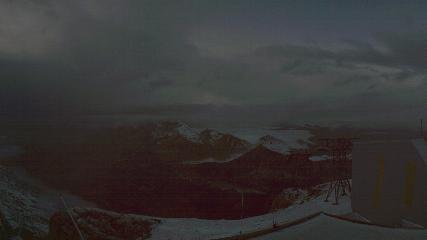 Glacier 3000: Cabane 2525m (glacier3000.ch)