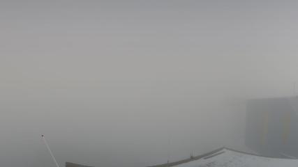 Glacier 3000: Cabane 2525m (glacier3000.ch)