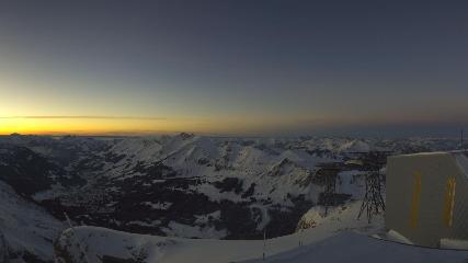 Glacier 3000: Cabane 2525m (glacier3000.ch)