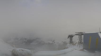 Glacier 3000: Cabane 2525m (glacier3000.ch)