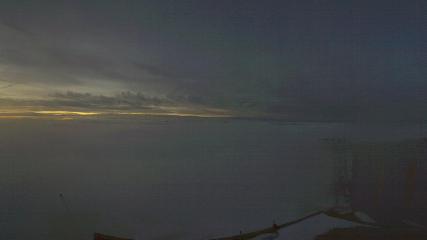 Glacier 3000: Cabane 2525m (glacier3000.ch)