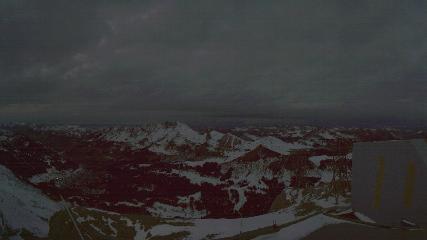 Glacier 3000: Cabane 2525m (glacier3000.ch)