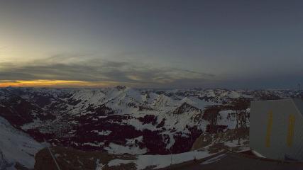 Glacier 3000: Cabane 2525m (glacier3000.ch)