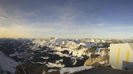 Glacier 3000: Cabane 2525m (glacier3000.ch)