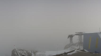 Glacier 3000: Cabane 2525m (glacier3000.ch)