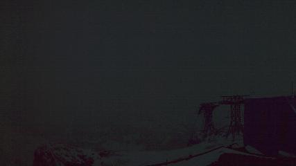 Glacier 3000: Cabane 2525m (glacier3000.ch)