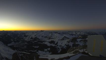 Glacier 3000: Cabane 2525m (glacier3000.ch)