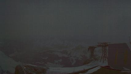 Glacier 3000: Cabane 2525m (glacier3000.ch)