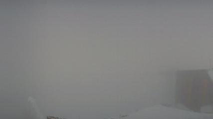 Glacier 3000: Cabane 2525m (glacier3000.ch)