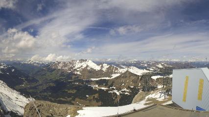 Glacier 3000: Cabane 2525m (glacier3000.ch)