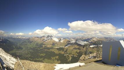 Glacier 3000: Cabane 2525m (glacier3000.ch)