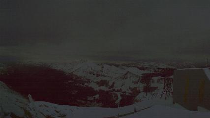 Glacier 3000: Cabane 2525m (glacier3000.ch)