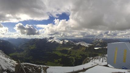 Glacier 3000: Cabane 2525m (glacier3000.ch)