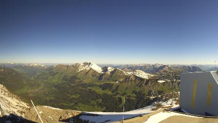 Glacier 3000: Cabane 2525m (glacier3000.ch)