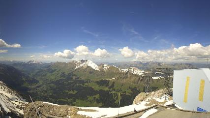 Glacier 3000: Cabane 2525m (glacier3000.ch)