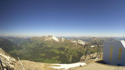 Glacier 3000: Cabane 2525m (glacier3000.ch)