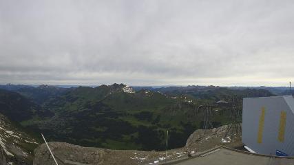 Glacier 3000: Cabane 2525m (glacier3000.ch)