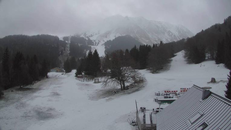 Webcam Grand Tourmalet: Bareges Lienz 1500m