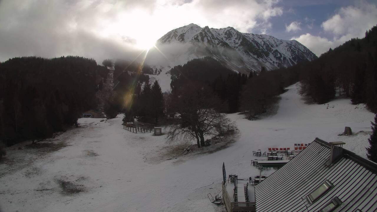 Webcam Grand Tourmalet: Bareges Lienz 1500m