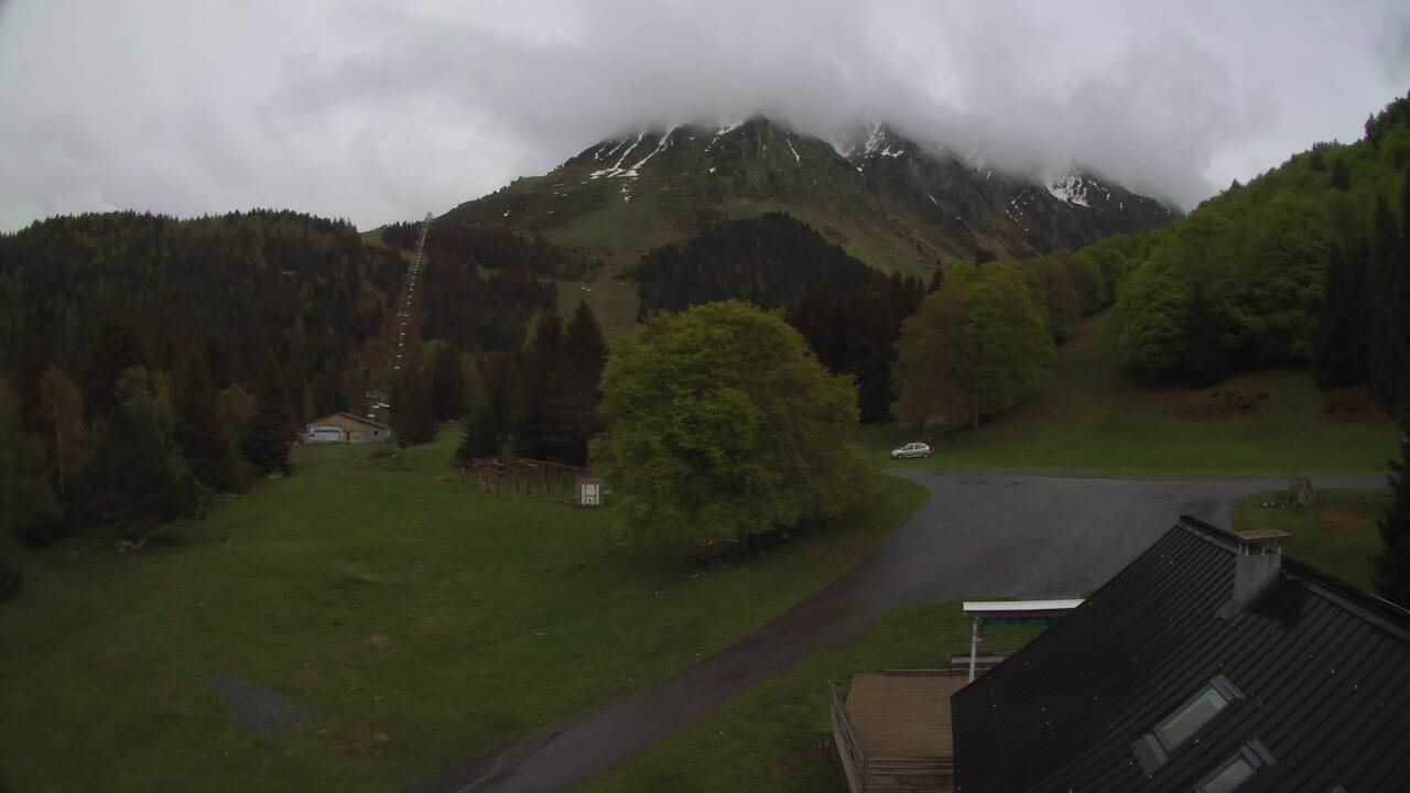 Webcam Grand Tourmalet: Bareges Lienz 1500m