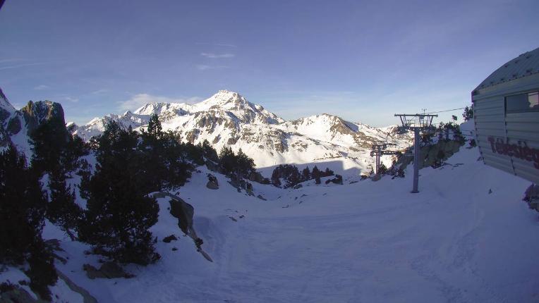 Webcam Grand Tourmalet: La Mongie Pourteilh - 2250m