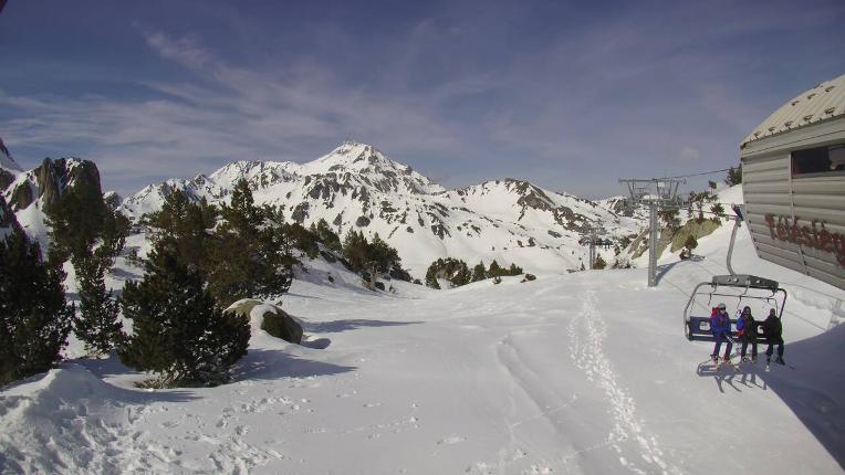 Webcam Grand Tourmalet: La Mongie Pourteilh - 2250m