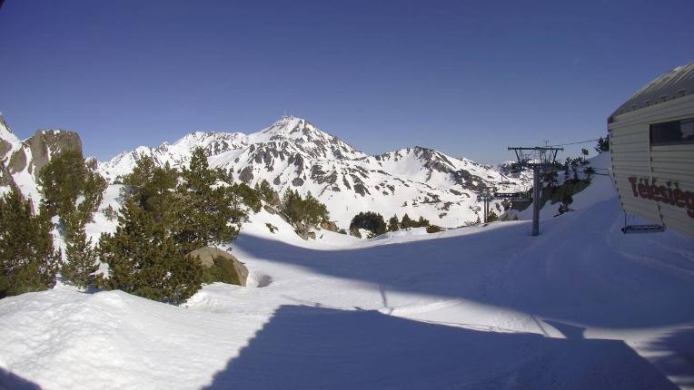 Webcam Grand Tourmalet: La Mongie Pourteilh - 2250m