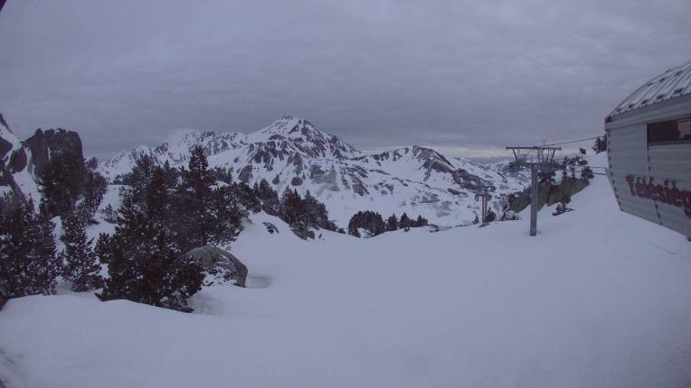 Webcam Grand Tourmalet: La Mongie Pourteilh - 2250m