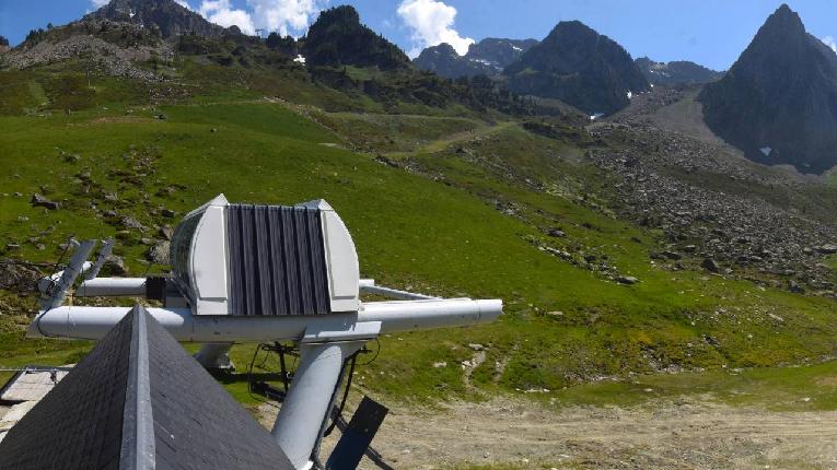 Webcam Grand Tourmalet: La Mongie Tourmalet - 1800m
