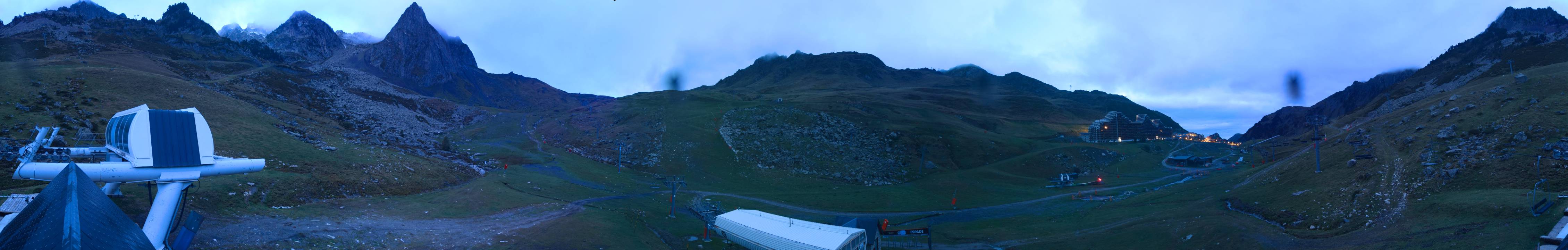 Webcam Grand Tourmalet: La Mongie Tourmalet - 1800m