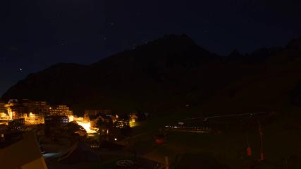 Grand Tourmalet: La mongie village - 1750m (skaping.com)
