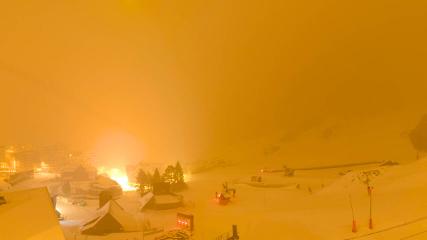 Grand Tourmalet: La mongie village - 1750m (skaping.com)