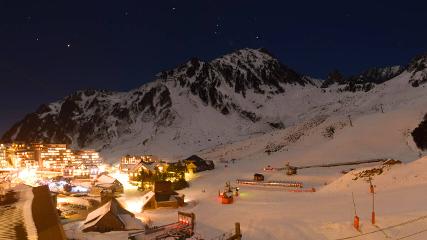 Grand Tourmalet: La mongie village - 1750m (skaping.com)