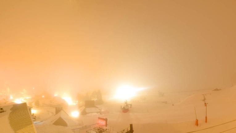 Webcam Grand Tourmalet: La mongie village - 1750m